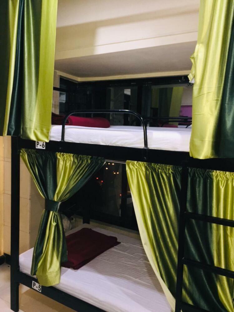 Town Hostel Mumbai - Ac Dormitory מראה חיצוני תמונה